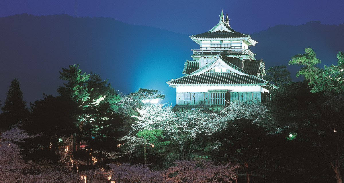 Maruoka Castle